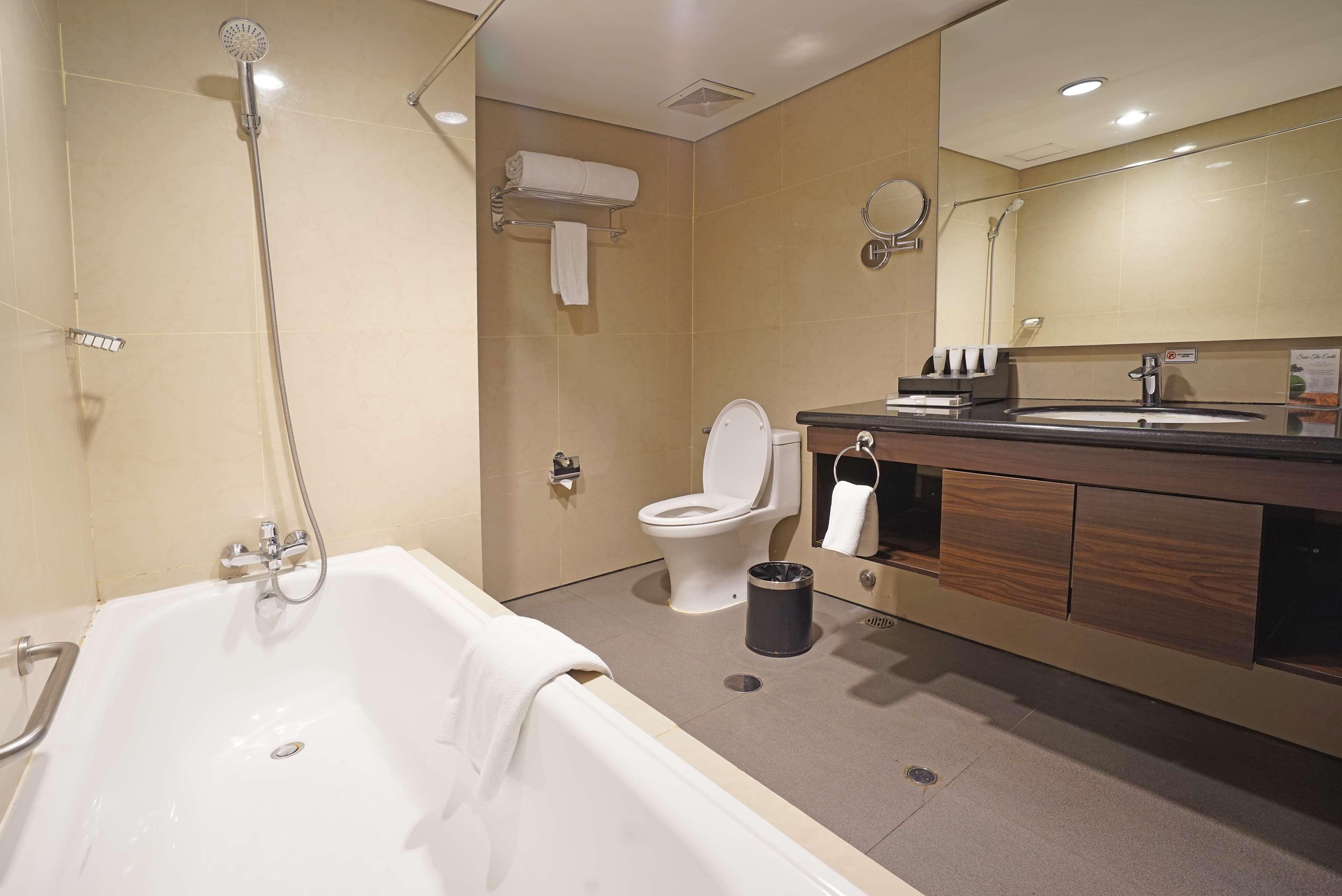 Best Western Premier The Hive Jakarta Luaran gambar